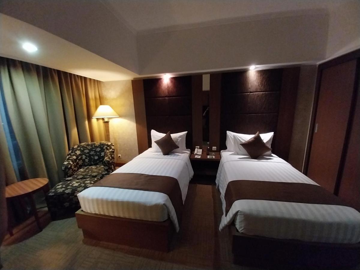 Horison Ultima Menteng Jacarta Exterior foto